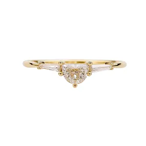 Artëmer - Three Stone Engagement Ring - (Yellow Gold/Diamond)