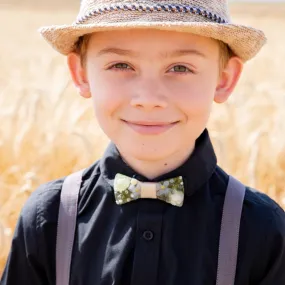 Children's white and ivory resin bow tie