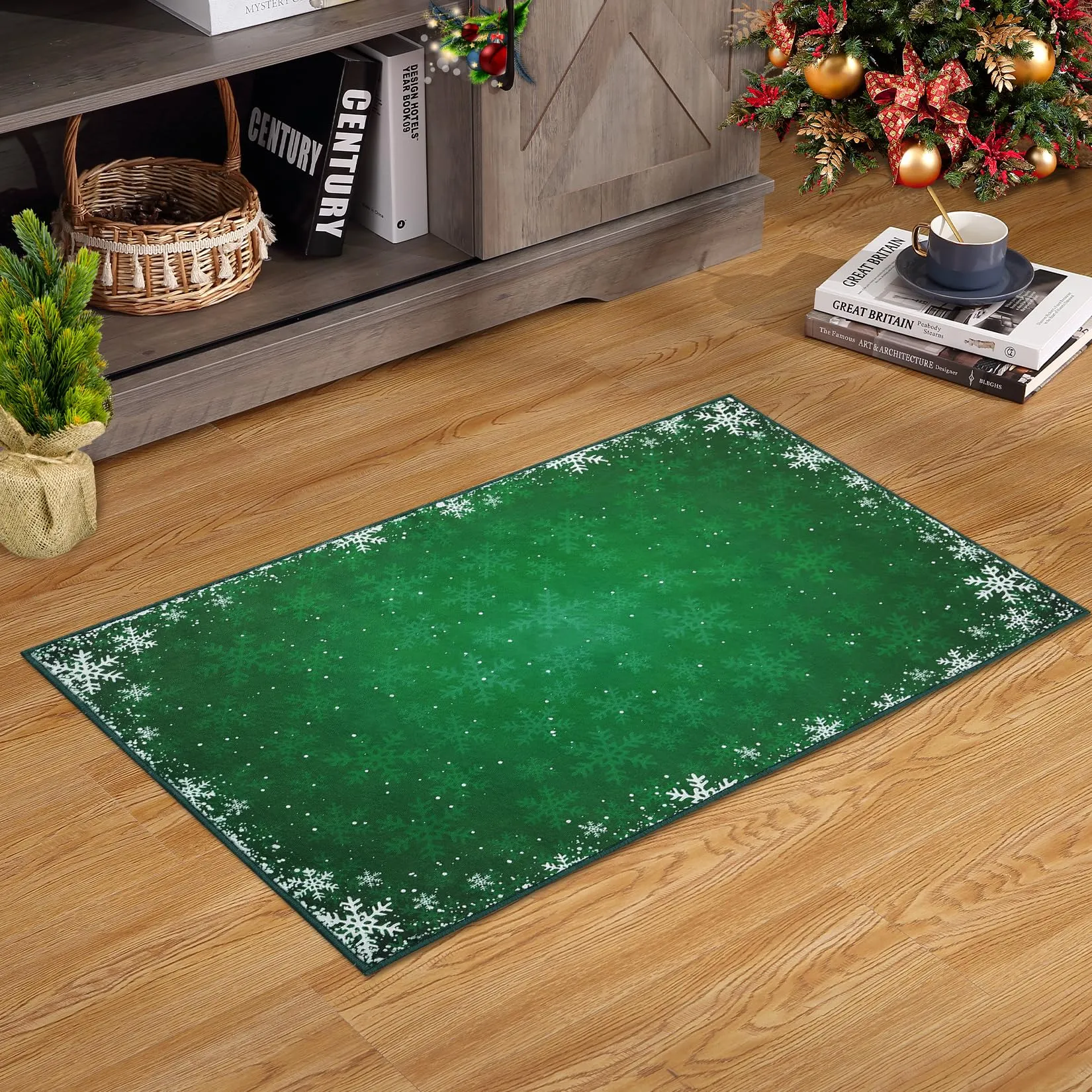 GARVEE Christmas Door Mat 2x3 Mat Xmas Bath Mat Non-Slip Kithcen Rug Washable Entryway Rug Small Abstract Carpet Winter Doormat Rubber Back Snowflake Doormats for Indoor Outdoor 2'x3' Green