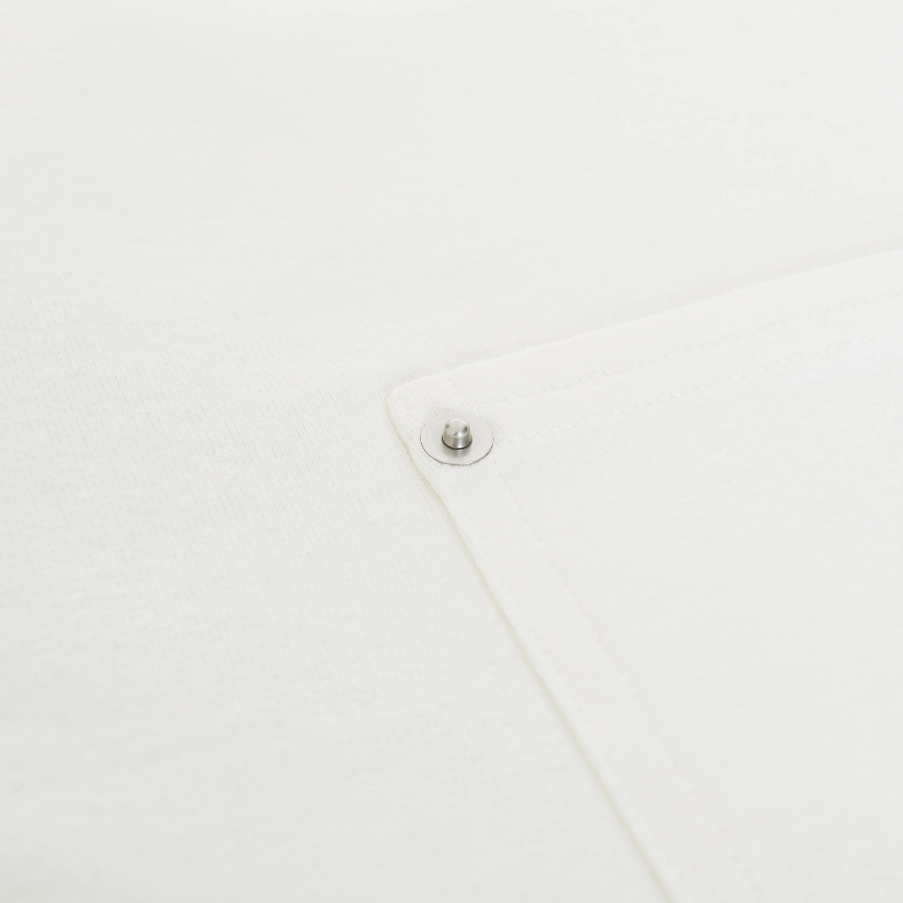 Heavy Jersey Tshirt In White Cotton With Rivet Pocket