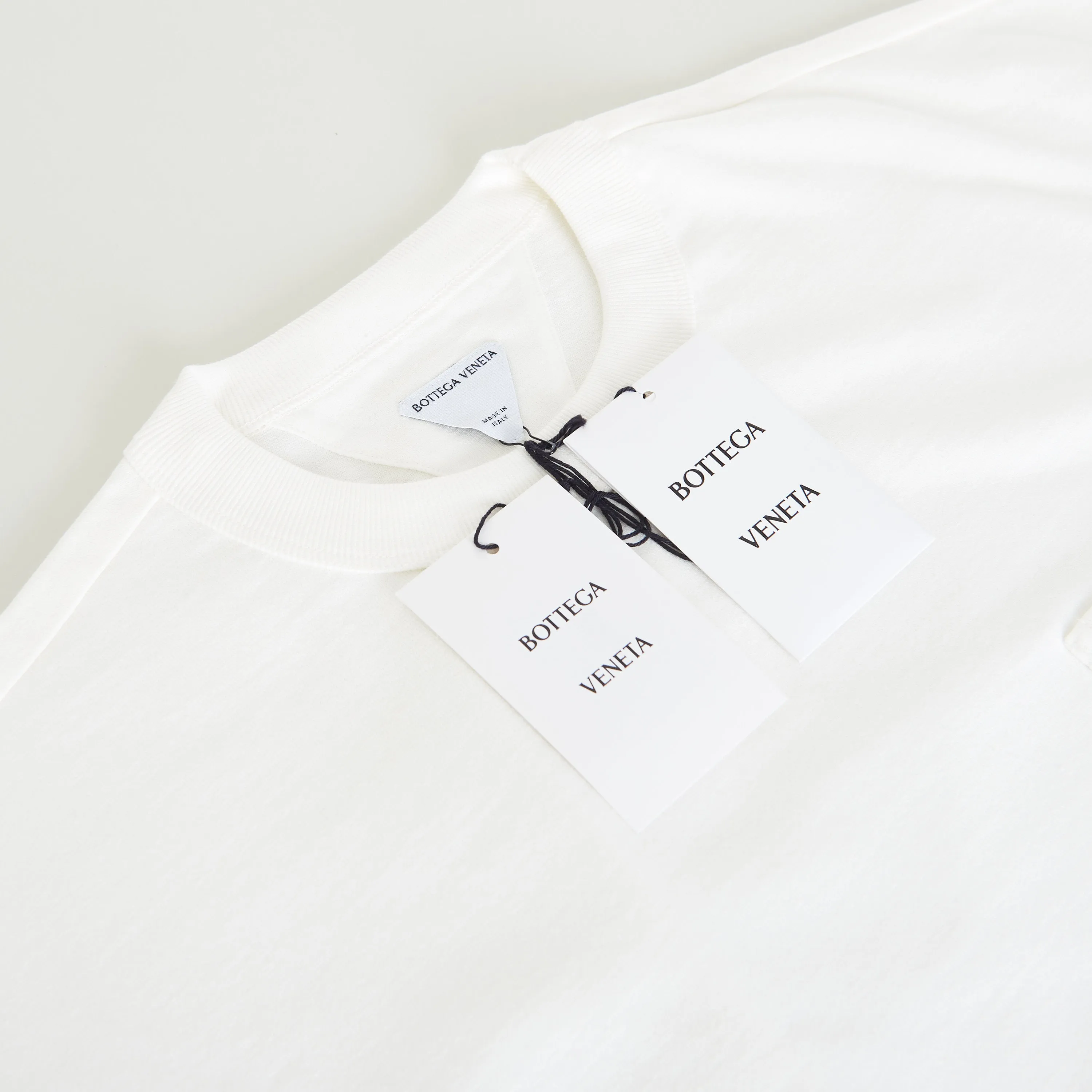 Heavy Jersey Tshirt In White Cotton With Rivet Pocket